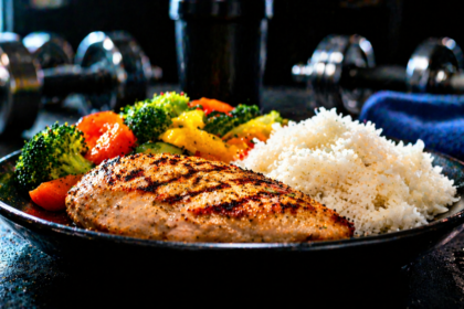 posiłek po treningu kurczak ryż warzywa dieta fitness